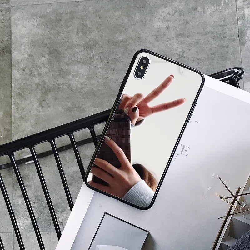 🌟 Elevate Your Style with the Black Edge Mirror Phone Case for iPhone 15!