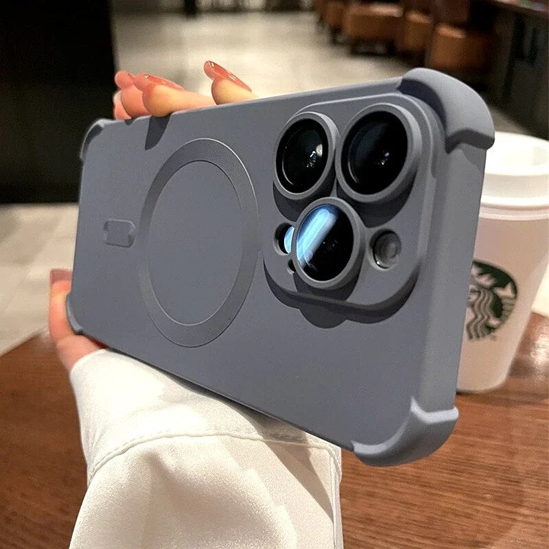 📸 CapCut Life, Stress-Free: Rabbit Rich's Lens Protection Mobile Phone Case for iPhone 📸