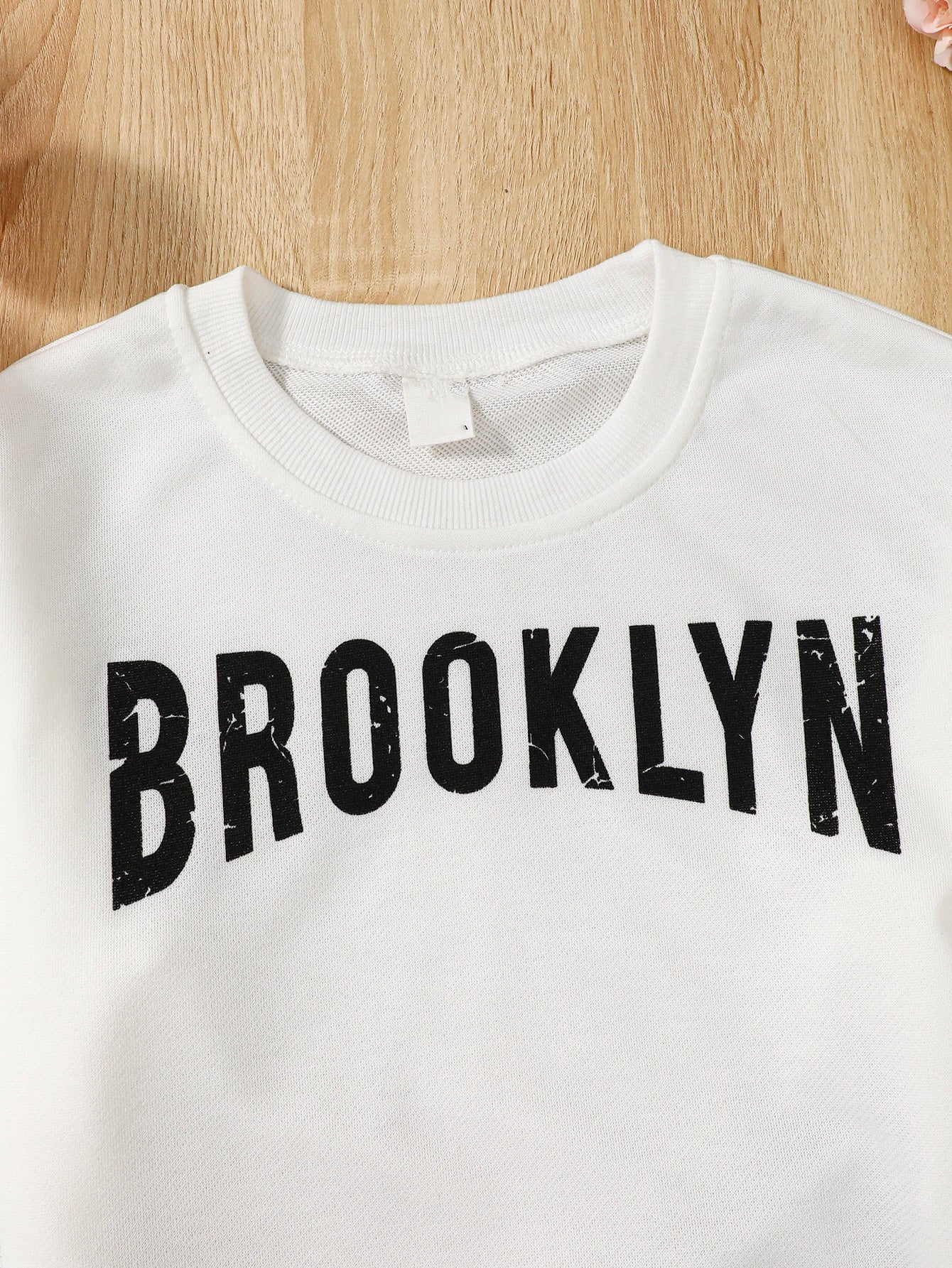 BROOKLYN Graphic Sweatshirt and Joggers Set