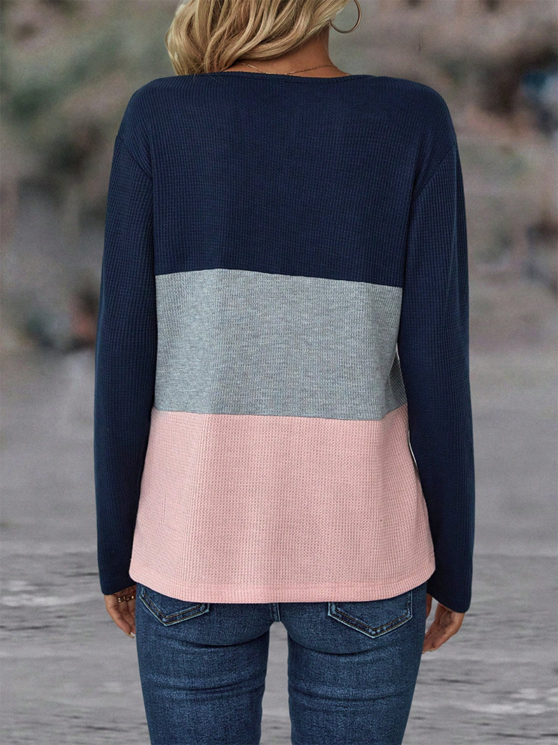 Color Block Notched Neck T-Shirt